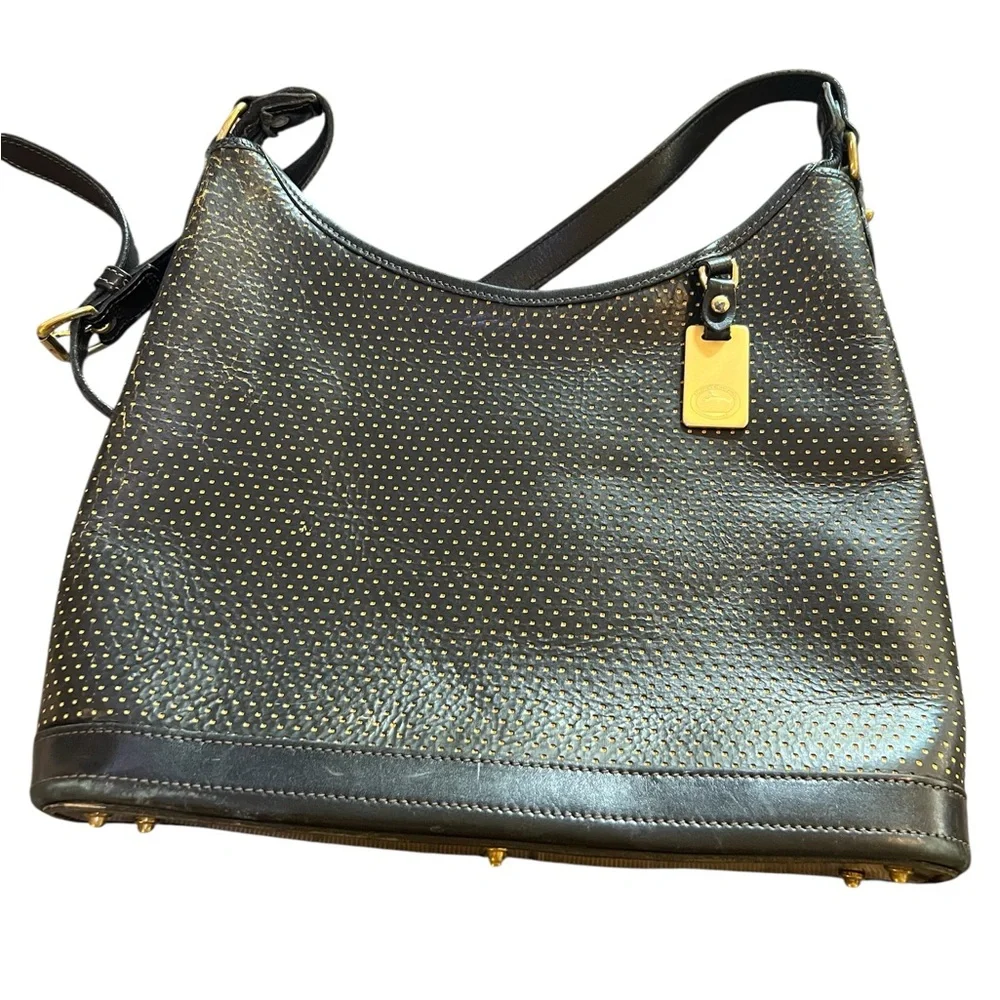 DOONEY & BOURKE BLACK LEATHER RARE VINTAGE SHOULDER HANDBAG.